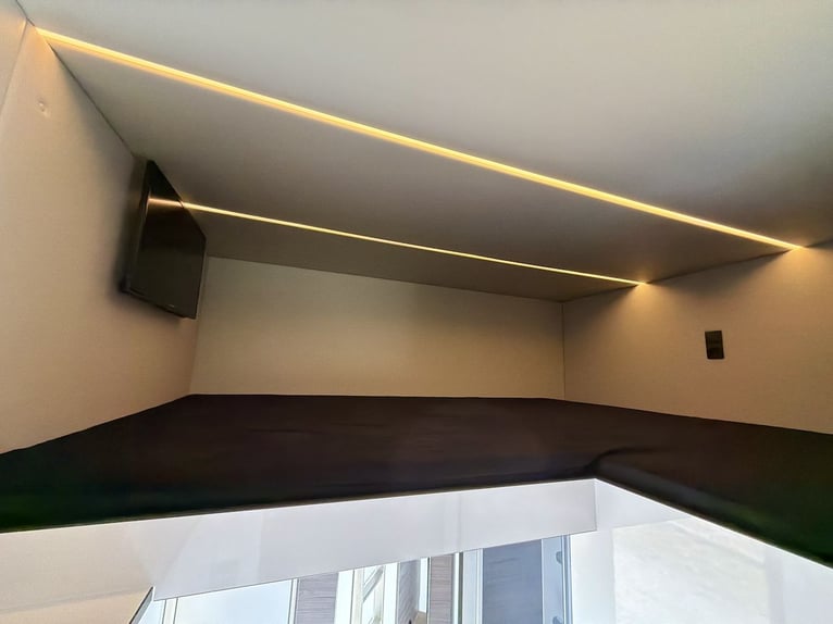 Mercedes-Benz Actros 2545 RJH Exclusive H6 Pferdetransporter LKW Neu und sofort verfügbar!