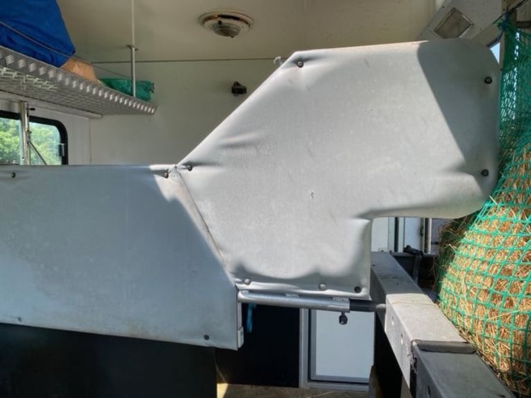 Pferdetransporter MAN 7,5 Tonner
