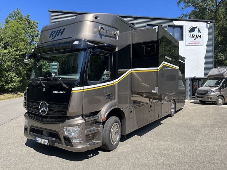Mercedes-Benz Actros 1840 RJH Exclusive Pferdetransporter 3 Pferde SlideOut + SpaceCab System LKW