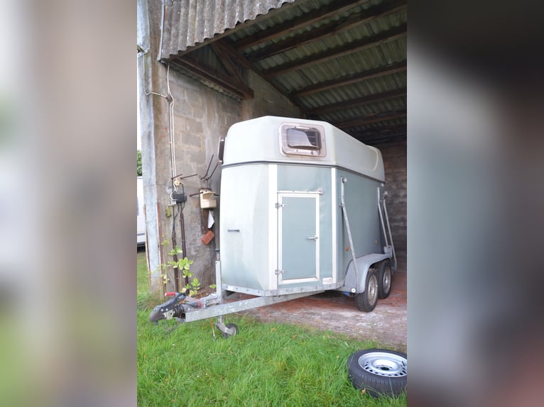 Pferdeanhänger 2er Westeria