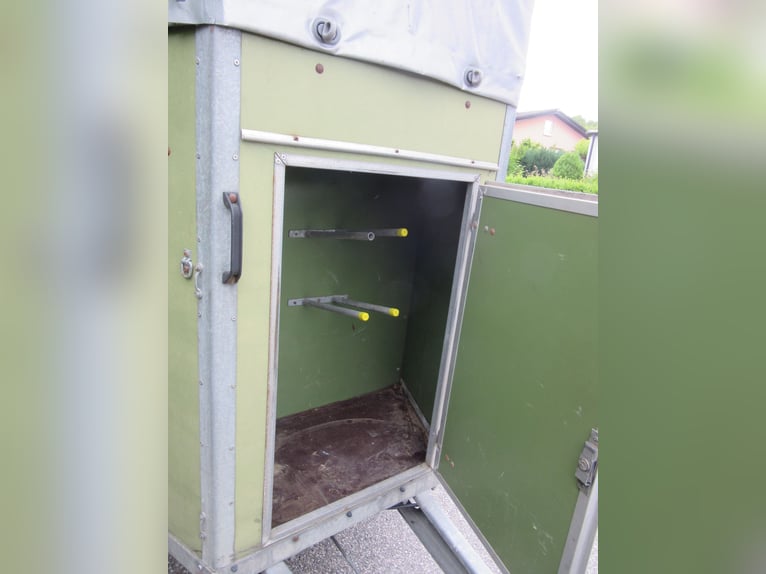 Pferdehänger mit Stallzelt. TÜV neu, Reifen neu