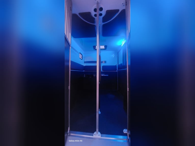 Pferdetransporter Renault Master ATM 5-Sitzer mit 2 J.Garantie