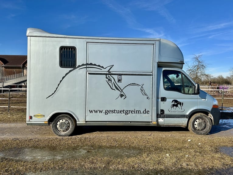 Renault Master Böckmann Compact TL 2-Pferdetransporter Compact Automatik LKW Sattelkammer