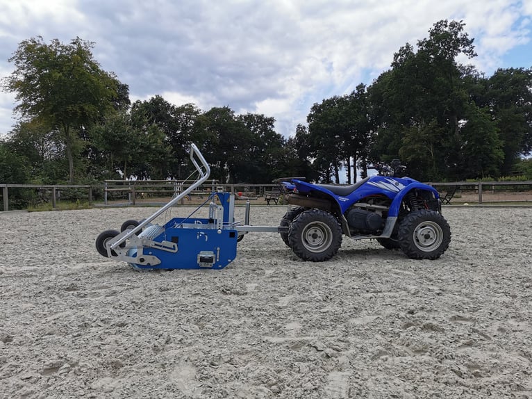 Reitplatzplaner Concept C1 AHK | Bahnplaner für Quad, Auto, Hoflader