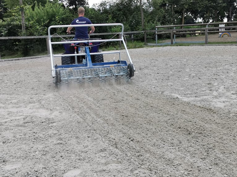 Reitplatzplaner Concept C1 AHK | Bahnplaner für Quad, Auto, Hoflader