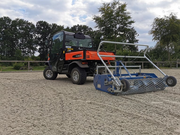 Reitplatzplaner Concept C1 AHK | Bahnplaner für Quad, Auto, Hoflader