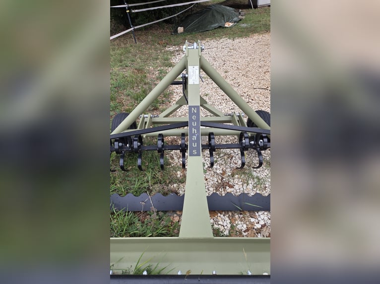Reitplatzplaner Neuhaus NP2980€