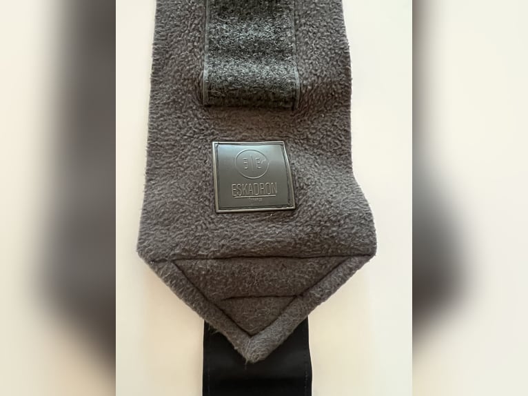 Eskadron Bandagen darkolive Fleece