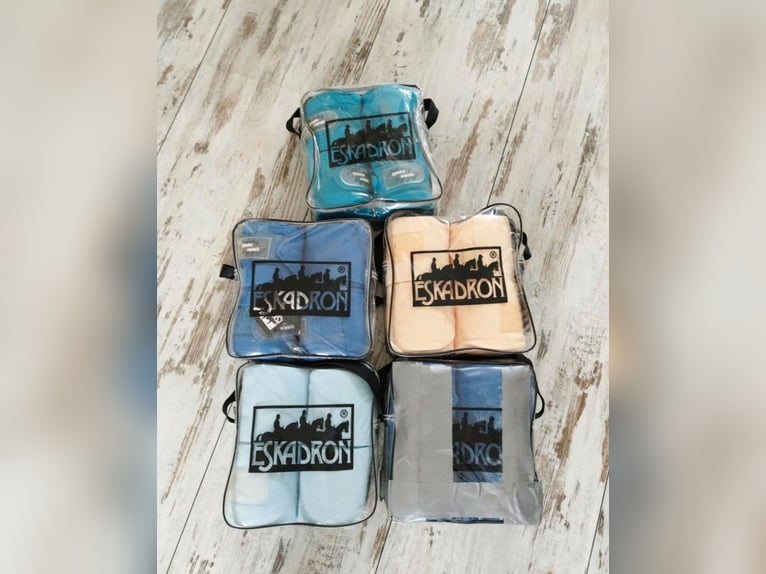 Eskadron Fleece Bandagen 