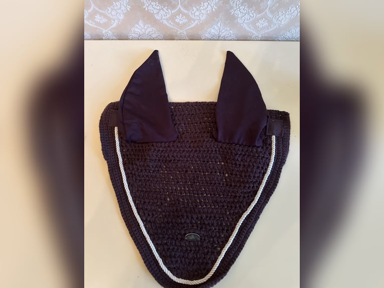 Showmaster Bandagen + Fliegenhaube Set – Top Zustand