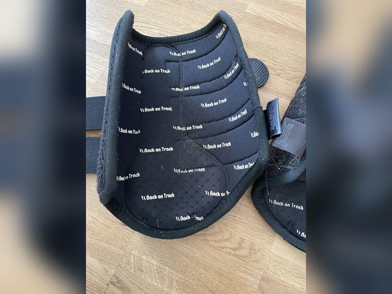 Back on Track Gamaschen Gr. L