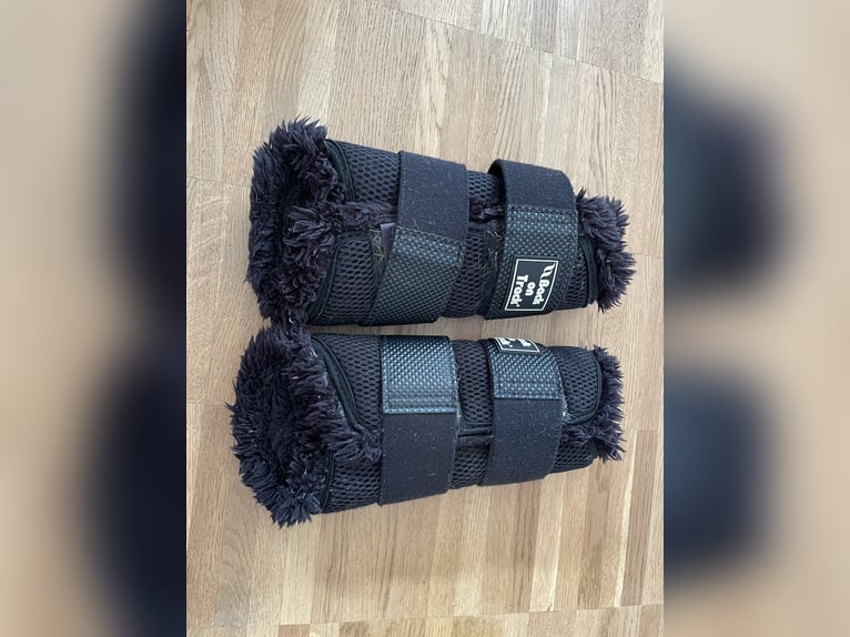 Back on Track Gamaschen Gr. M