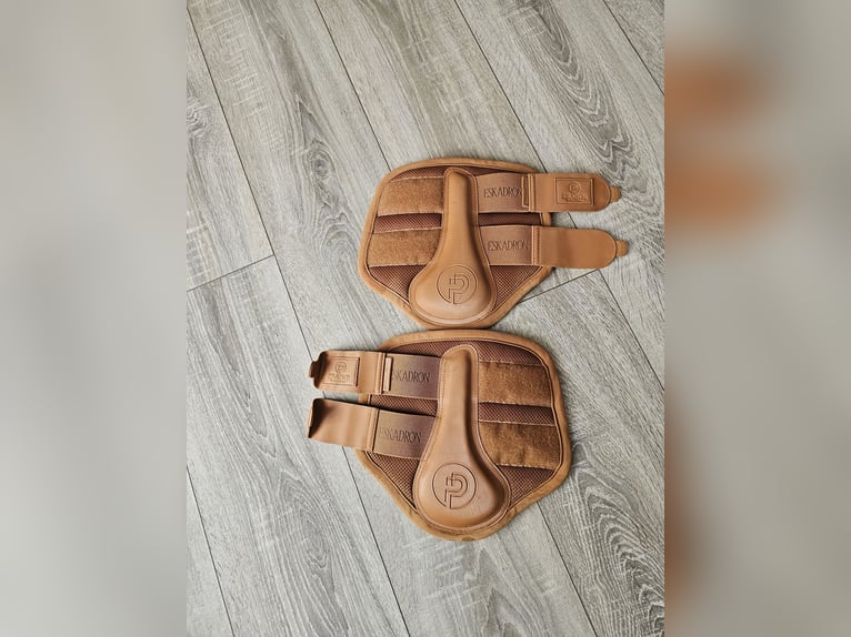 Eskadron Gamaschen – Modell Platinum
