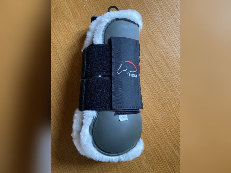 Gamasche mit Lammfellimitat