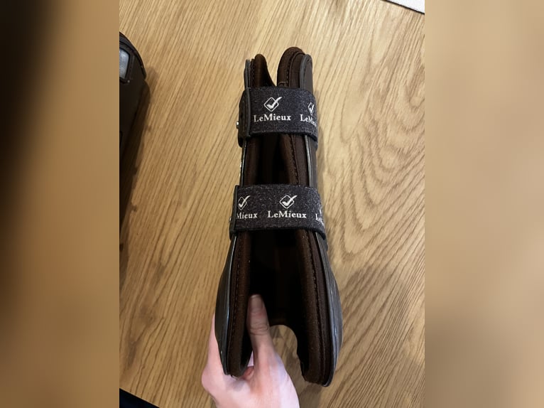 LeMieux Gamaschen braun - Größe L