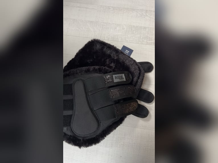 NEU Dressurgamaschen Schwarz Größe L 