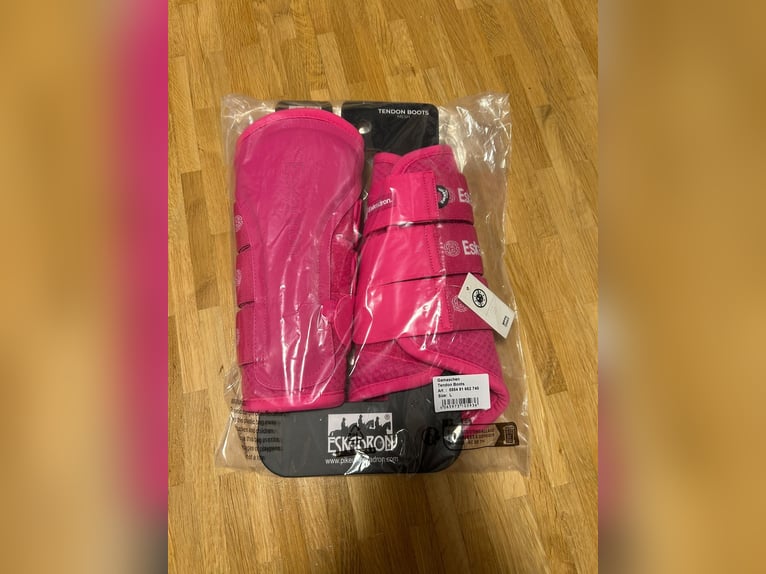 NEU Eskadron Lipstick Gamaschen M AirMesh Pink