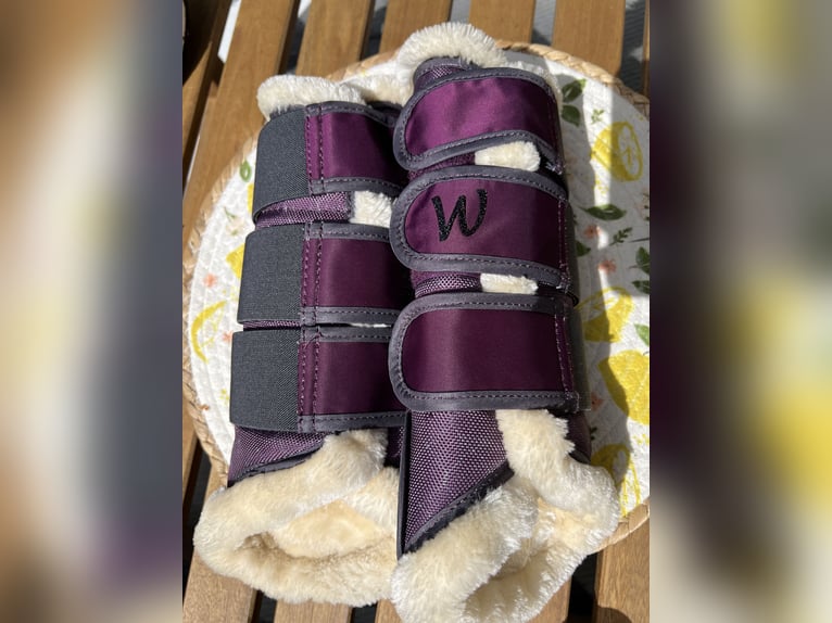 NEU! Gamaschen in Lila, Größe L, super Soft