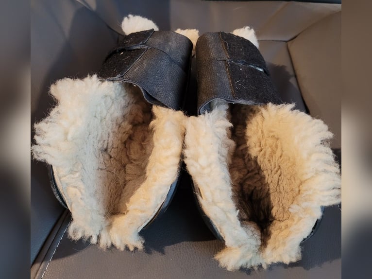 schwarze original Lammfell Gamaschen Loesdau - VB/COB