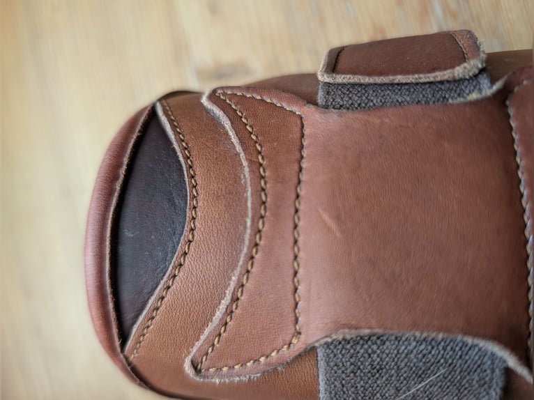 Verkaufe nicht benutze CWD Springamaschen aus hochwertigem sehr weichem Leder.