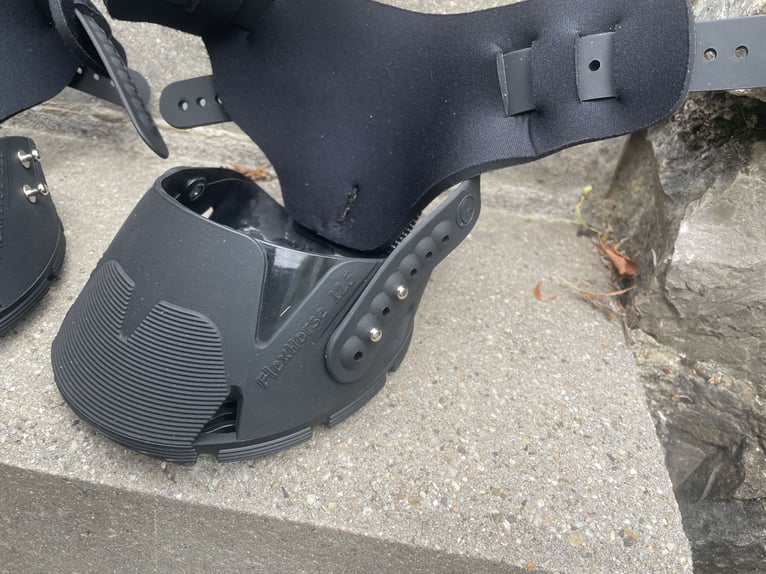 Flex Boots