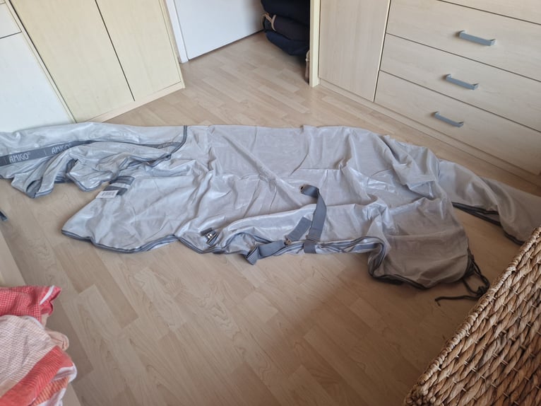 Horseware Amigo Fliegendecke 145 cm – UV-Schutz – integr. Halsteil