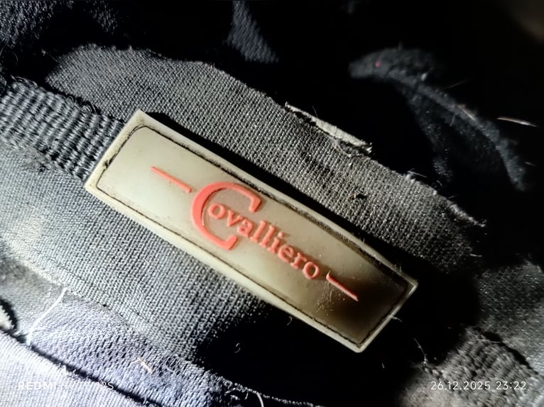 Covalliero Fliegenmaske - Ohrenschutz & Nüsternkordel schwarz WB