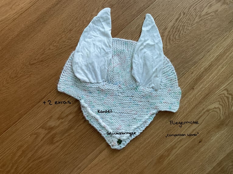 Handmade Fliegenmützen 