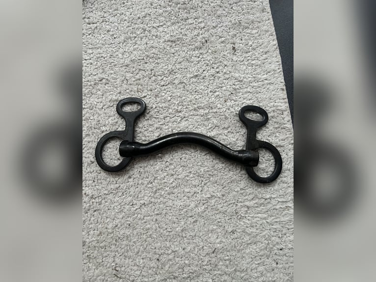 Baucher Gebiss VAQUERO Mullen Mouth Sweet Iron - 135 mm