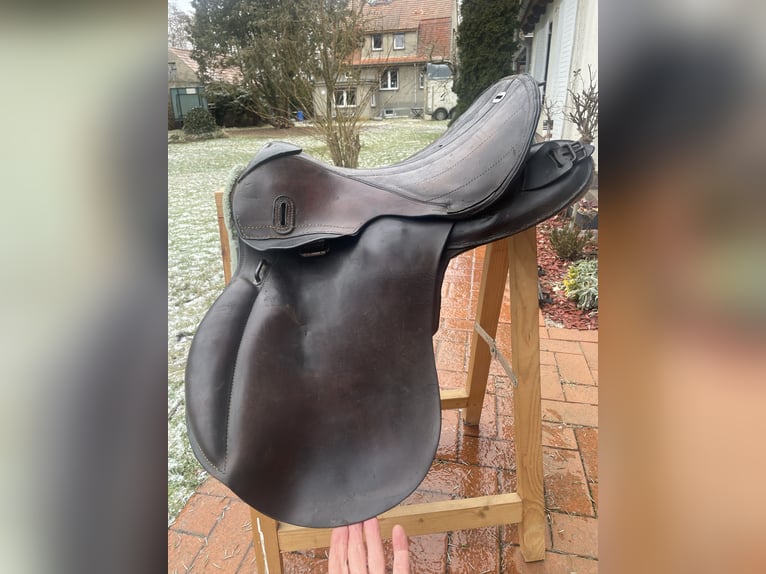 Antiker Militärsattel über 100 Jahre alt - Echtleder