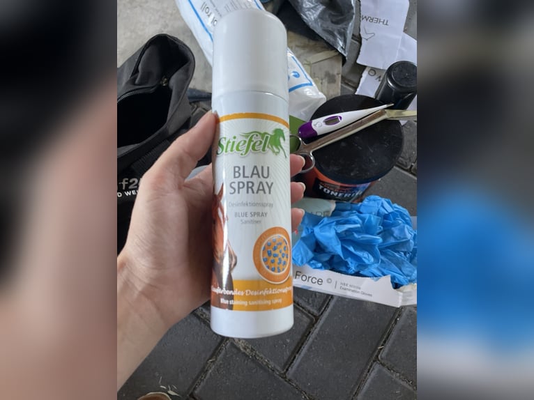 Stallapotheke (teilweise unbenutzte Produkte) Colosan dabei!