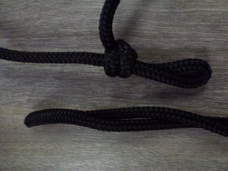 Neuwertiges Knotenhalfter schwarz, VB / Cob