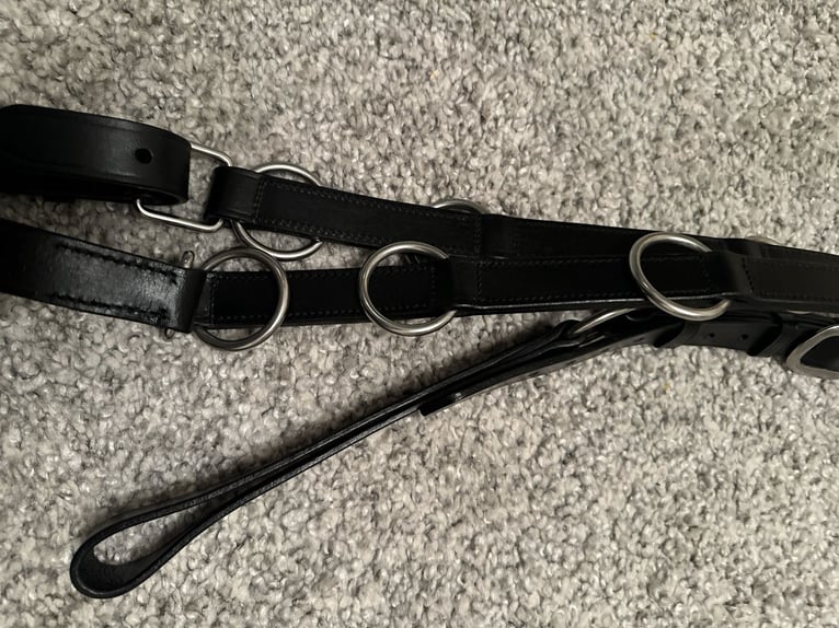 Neu! Martingal Hilfszügel Reit- Longierhilfe Ringmartingal WB Full schwarz Leder