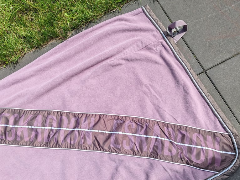 Eskadron Abschwitzdecke 135
