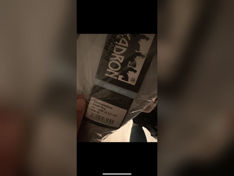 Eskadron Abschwitzdecke ‚NEU‘