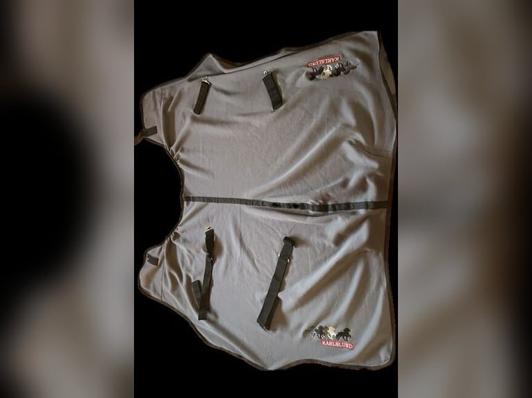 Karlslund Abschwitzdecke Pferde Decke Weidedecke Fleece Decke Top Reiter