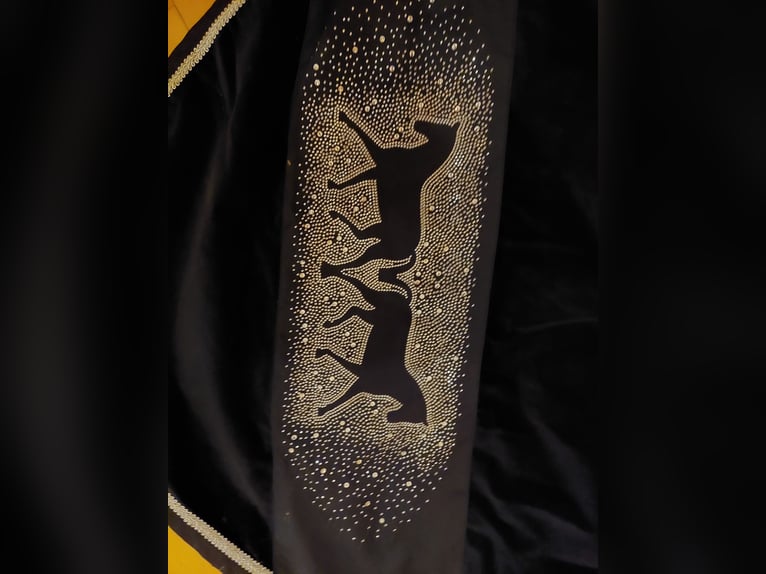 Marta Morgan Equestrian Equipment,  Abschwitzdecke, Decke aus Samt, mit Swarovski Steinen, Größe L
