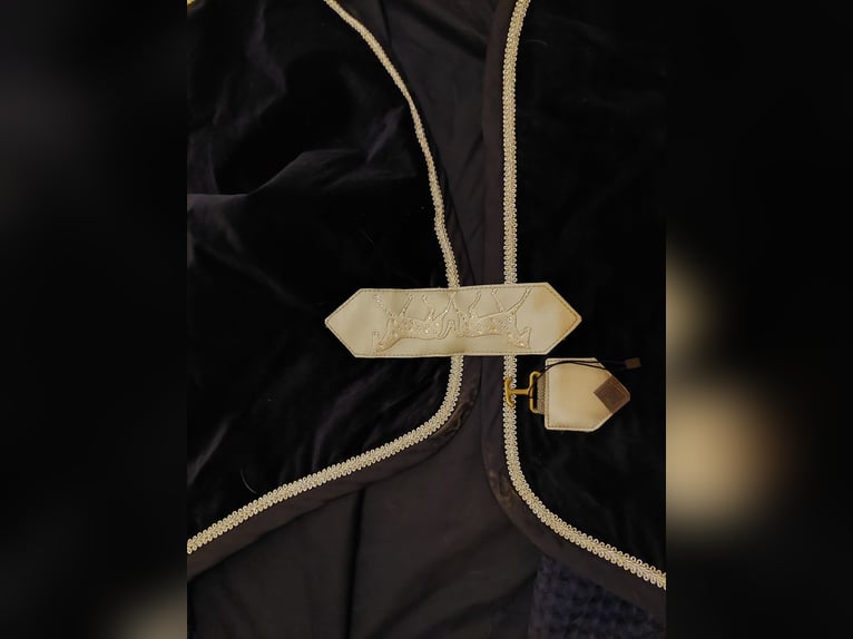 Marta Morgan Equestrian Equipment,  Abschwitzdecke, Decke aus Samt, mit Swarovski Steinen, Größe L
