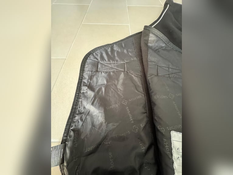 Schwarze 4horses Abschwitzdecke