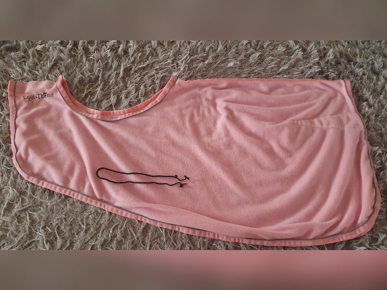 Equitheme Fleece Ausreit Decke 130 cm rosa