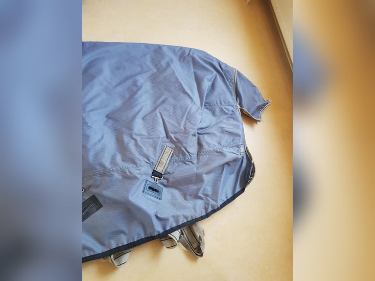 300 grams outdoordeken waterdicht