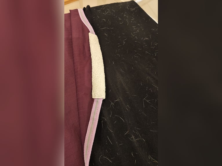 High Neck Outdoordecke 155 cm mit Fleecefutter Brombeer weinrot bordeaux