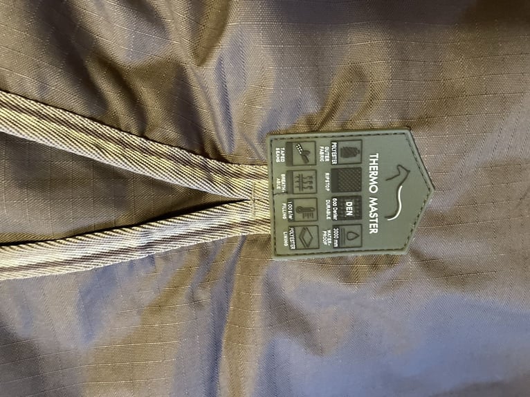 Regendecke 135cm, 100g, professionell gereinigt und imprägniert