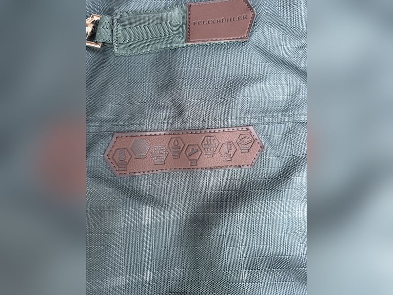 Felix Bühler Highneck Outdoordecke – Timeless Elegance