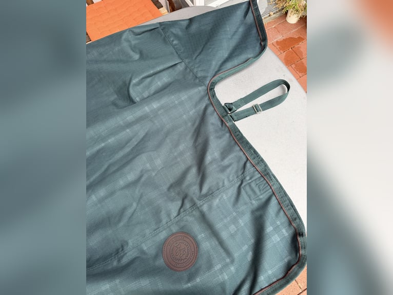 Felix Bühler Highneck Outdoordecke – Timeless Elegance