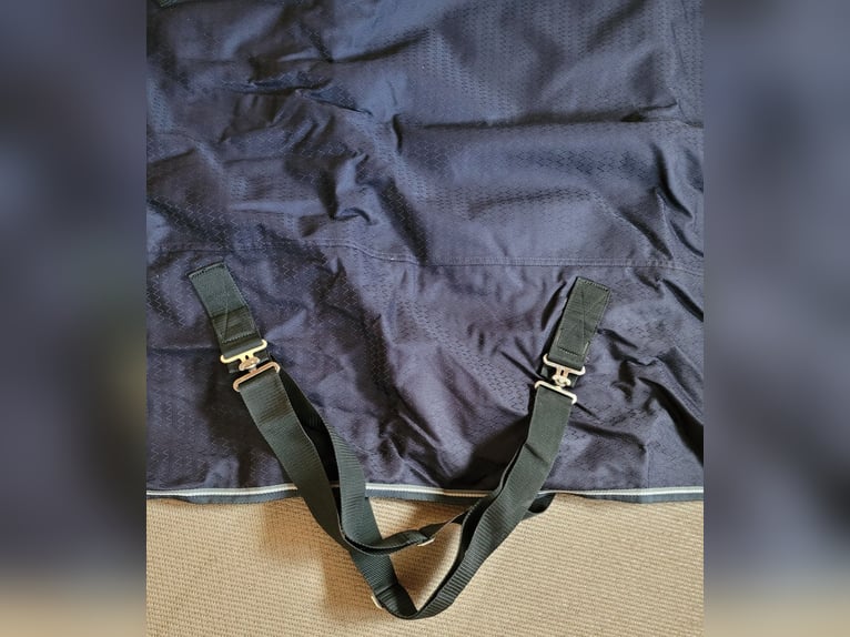 blaue Allwetterdecke - 145 cm - Allweather300 - 2 Tage auf Pferd