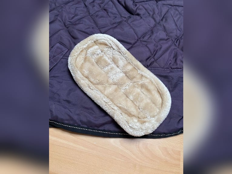 Eskadron Stalldecke Heritage Faux Fur - Deepberry - 125cm S