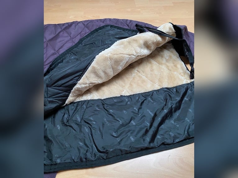 Eskadron Stalldecke Heritage Faux Fur - Deepberry - 125cm S