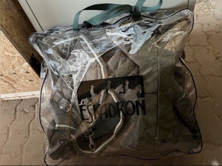 NEU! Eskadron Decke Größe 135cm