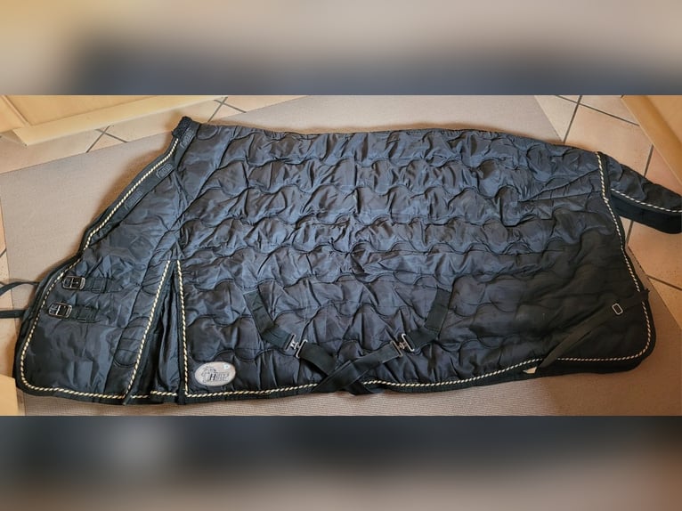 schwarze Harry's Horse Pferdedecke/Stalldecke Highliner 145 cm